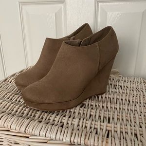 Camel Wedge Heel